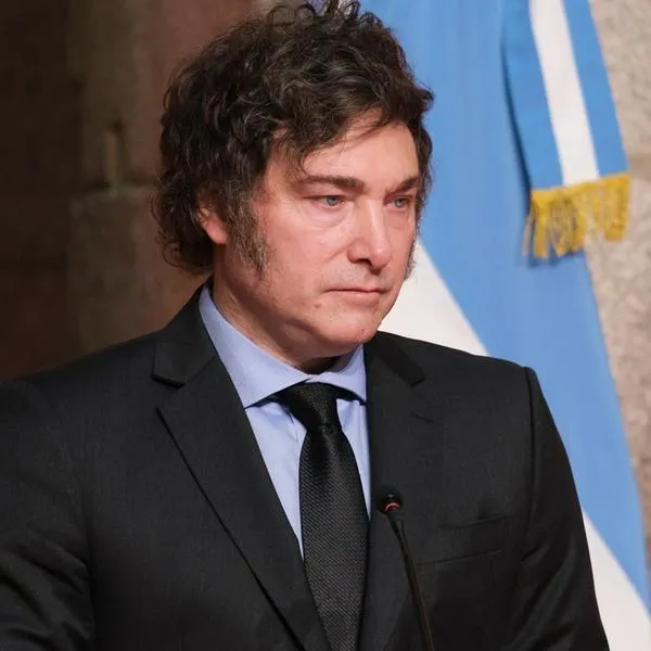Javier Milei despidió a unos 3.000 trabajadores públicos y dio más medidas