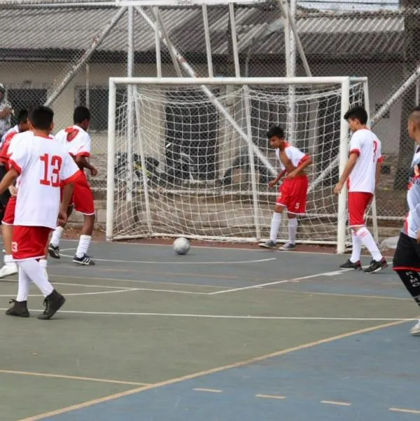 ¿Qué diferencia hay entre el fútbol sala y el microfútbol? Diferencias, reglas y más