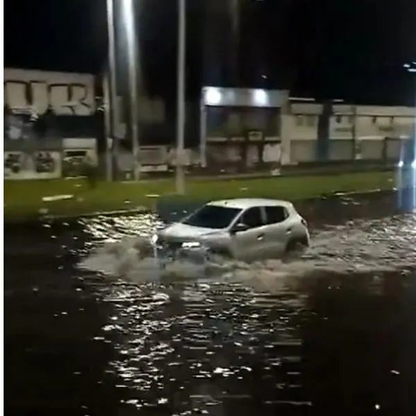 Calles que están inundadas en Bogotá.