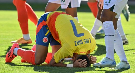 Luis Díaz en la derrota de la Selección Colombia contra Bolivia. Los cafeteros bajaron en el 'ranking' Fifa para octubre.