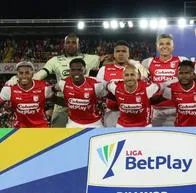 Uno de los jugadores claves de Santa Fe confirmó que entró a cirugía y se perderá el clásico capitalino ante Millonarios. Acá, de quién se trata.