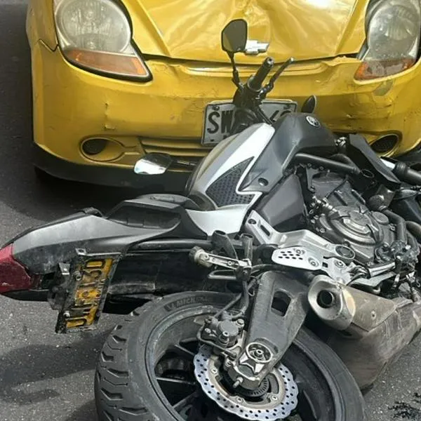 Tiroteo en Usaquén (Bogotá) hoy, por intento de robo; ladrones huyeron en moto