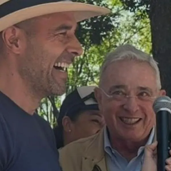 Andrés Guerra, precandidato presidencial del Centro Democrático, dijo cómo debería elegirse al candidato y habla con los perros.
