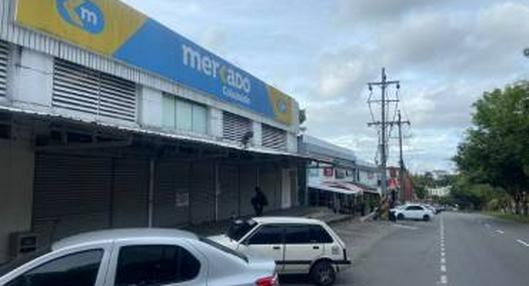 Cierran supermercado Colsubsidio de la avenida 19 con calle 12 norte de Armenia