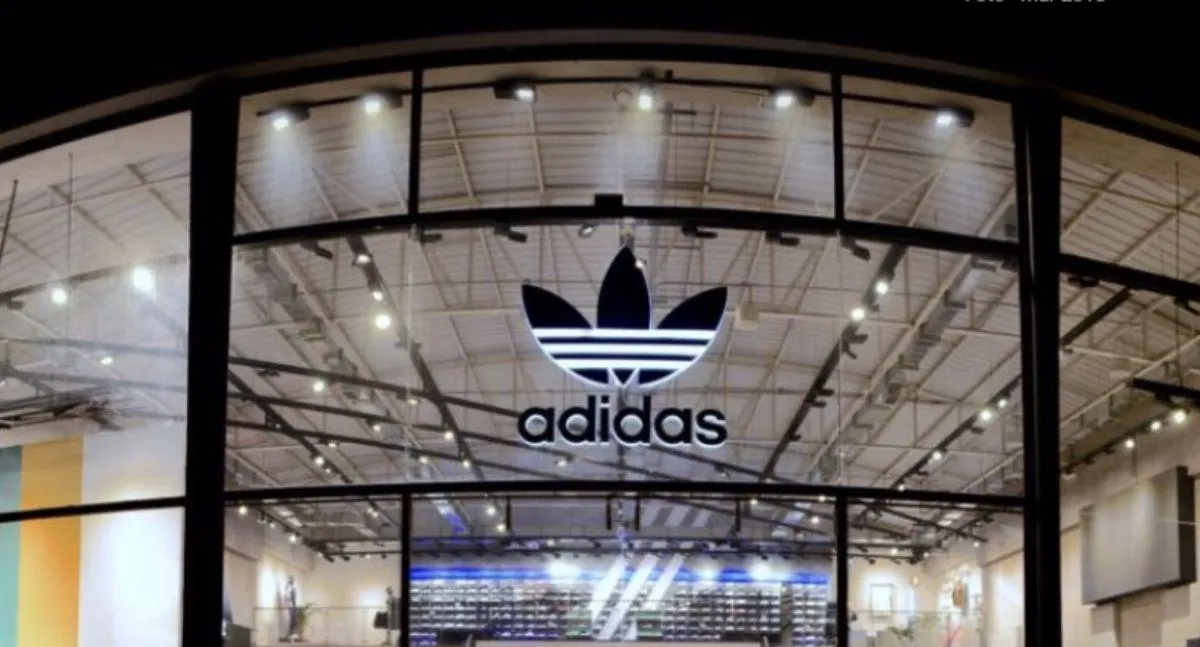 centro comercial adidas colombia ltda direccion