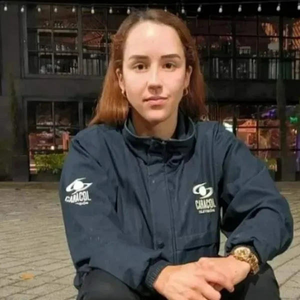 Érika Zapata mostró foto de cuando se graduó del colegio y apodos que le decían