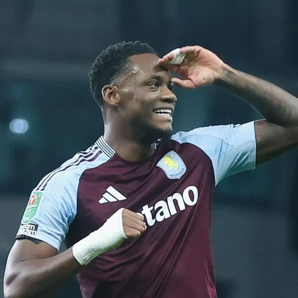 Así fue el golazo de Jhon Jáder Durán con Aston Villa hoy, 30 de octubre de 2024, ante Crystal Palace por la Carabao Cup. Es titular el colombiano.
