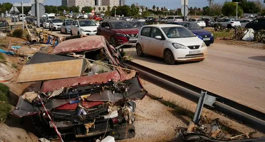 ¿Por qué se tardó tanto en alertar del temporal a la población en Valencia, España?