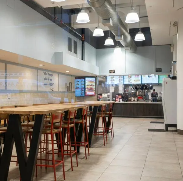 Wendys, restaurante de comidas rápidas en EE. UU. anunció cierre de 140 locales