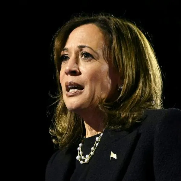 Donald Trump y Kamala Harris en el cierre de sus campañas para ser presidente en Estados Unidos.
