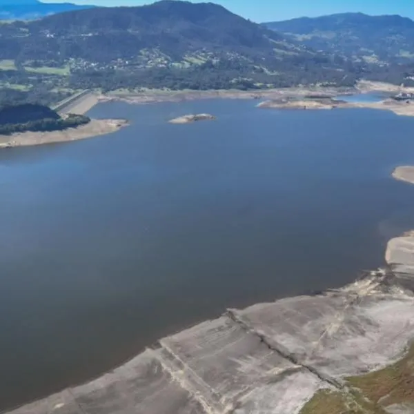 Racionamiento de agua en Bogotá se iría por recientes lluvias en Sistema Chingaza