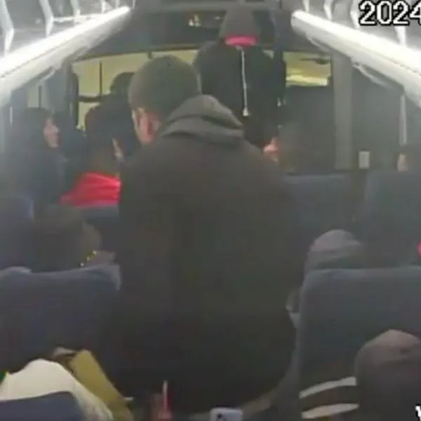 Revelan el rostro de ladrón que asaltó bus en la avenida Boyacá, en Bogotá