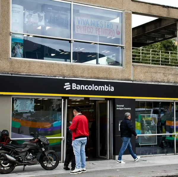 Bancolombia hizo anuncio que sorprenderá a muchos que quieran comprar dólares