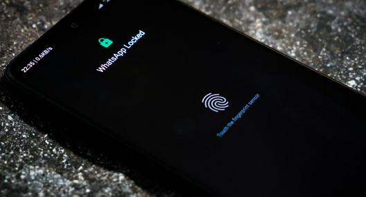 WhatsApp, en nota sobre cómo poner clave facial y con huella digital