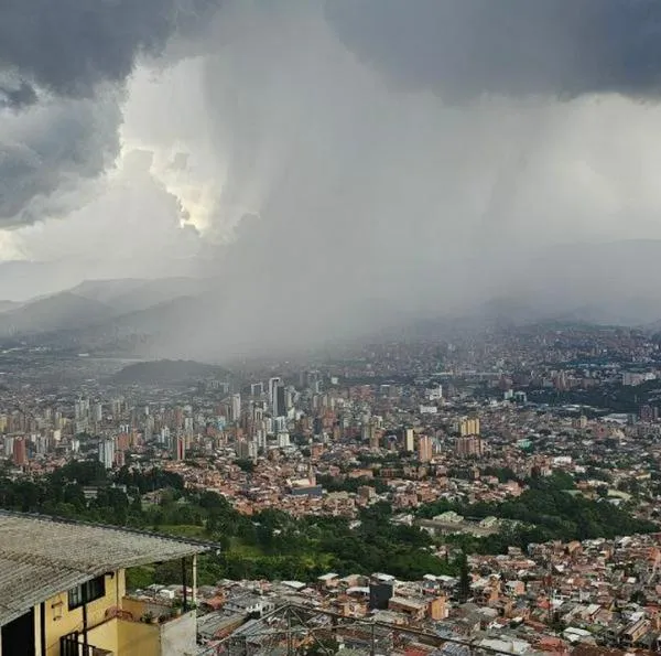 Aguaceros en Medellín y Barranquilla alertan por posibles inundaciones como en Bogotá: videos