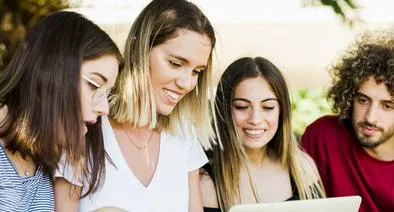 Programa del Gobierno pagará la universidad en Colombia; se llama 'Jóvenes a la E'.