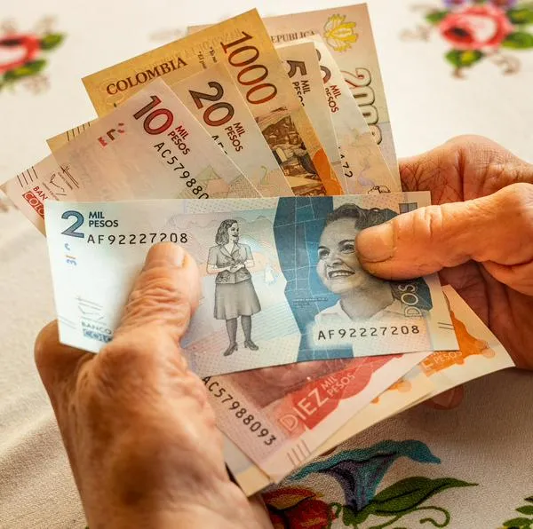 Aportes a la pensión con reforma de Gustavo Petro.
