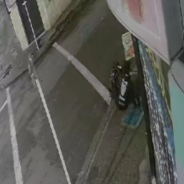 Robos en Bogotá hoy: ladrón se llevó contador de agua de una casa en Teusaquillo