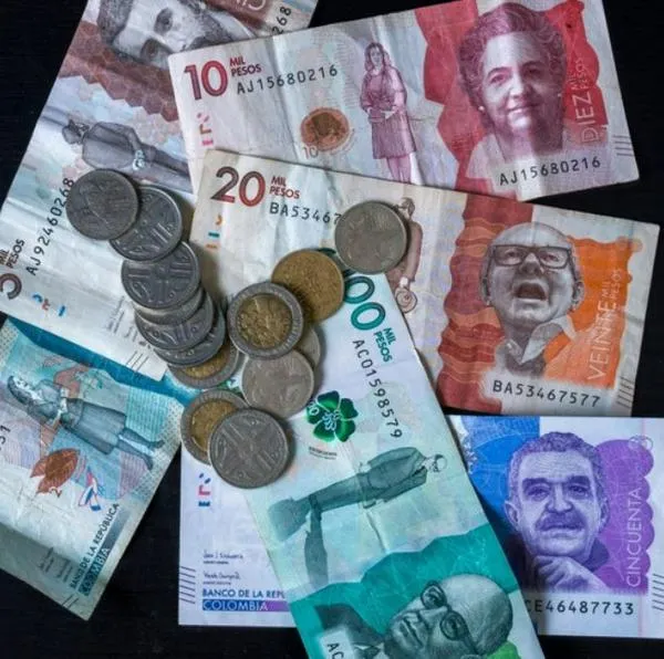 Salario mínimo 2025 en Colombia: discusión del aumento arranca con un -5,5%, ya que la inflación y la productividad en 2024 son más bajas.