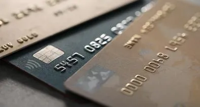Tarjetas de crédito en Colombia cambiarán el contrato que hacen firmar bancos