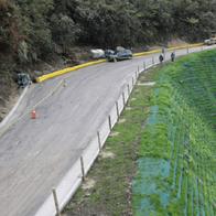 Muro de contención en vía que conecta Sumapaz con Cundinamarca 