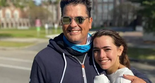 Quién es la novia de Lucy, hija del cantante Carlos Vives; se robó las miradas.