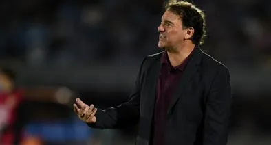 Néstor Lorenzo criticó el arbitraje del partido Colombia vs Uruguay 