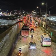 Inundaciones en autopista Sur de Soacha hoy y videos de fuertes lluvias