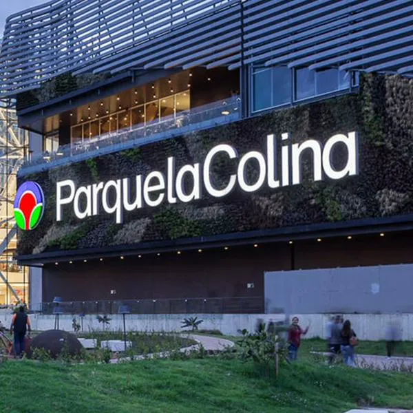 Centro comercial Parque La Colina: problemas y trancones para salir de la ciudad.