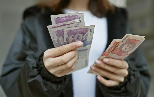 Colombianos que necesitan plata para sus empresas se emocionan con esta oportunidad.