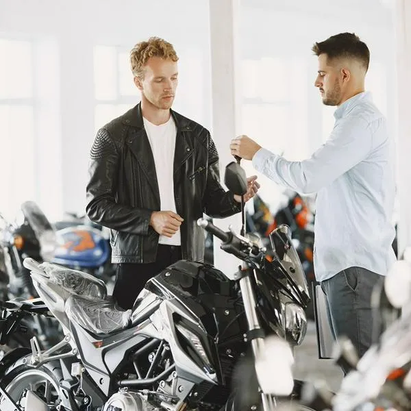 ¿Cuánto kilometraje debe tener una moto de segunda, 10.000 km o 20.000 km?