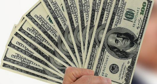 El dólar seguirá en $ 4.400 en noviembre y la tasa de interés bajaría 50 puntos en diciembre, según el Banco de la República