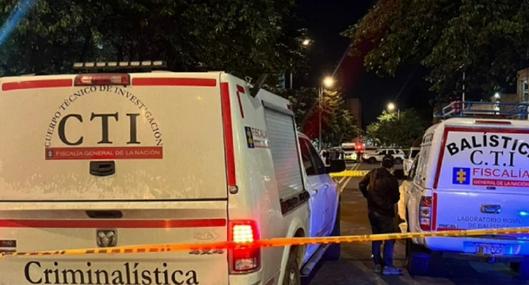 Mujer fue asesinada por sicarios en un semáforo, iba de parrillera Puente Aranda