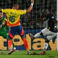 Valencia se vistió de Messi y madrugó a Colombia en el Metropolitano de Barranquilla