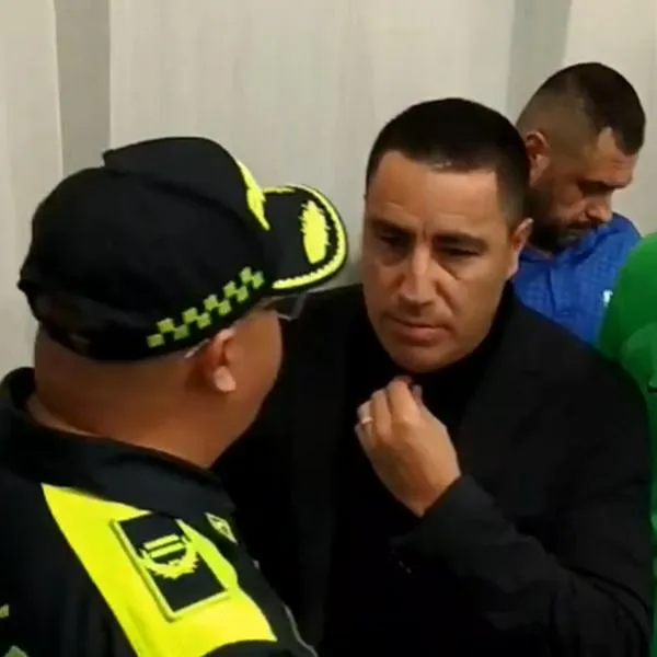 Sanción a Efraín Juárez.