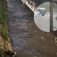 Caño del Virrey se desbordó. 