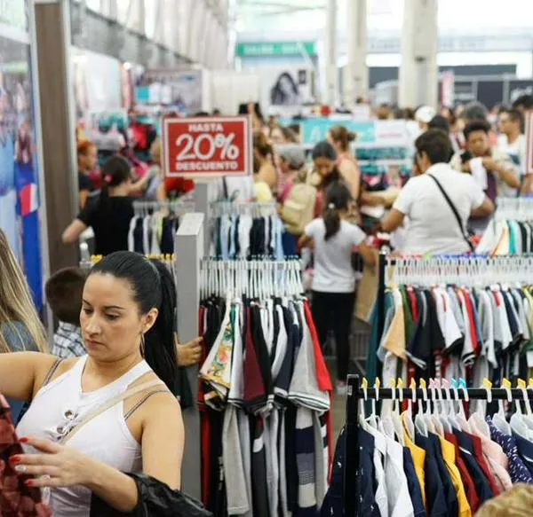 Outlets escondidos en Bogotá donde encuentra ropa, tecnología y más a mitad de precio