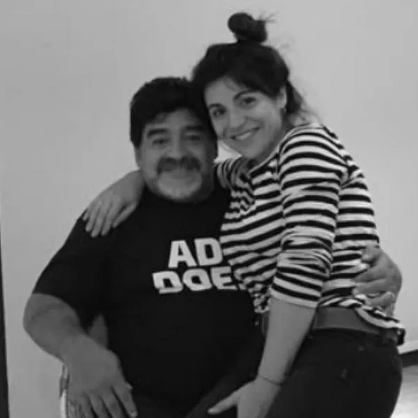 Hija de Maradona lanzó mensaje en el aniversario de su muerte: "No te moriste, te mataron"