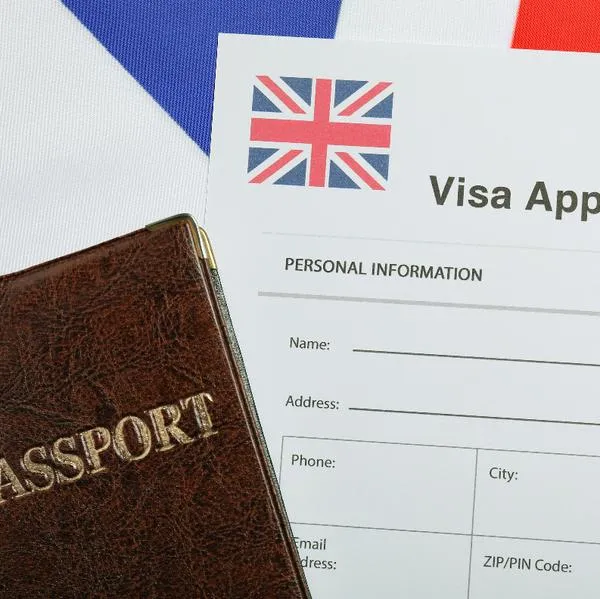 Precio de la visa que pedirá (otra vez) Reino Unido a colombianos a partir del 25 de diciembre. Valdrá la mitad de un salario mínimo en Colombia. 