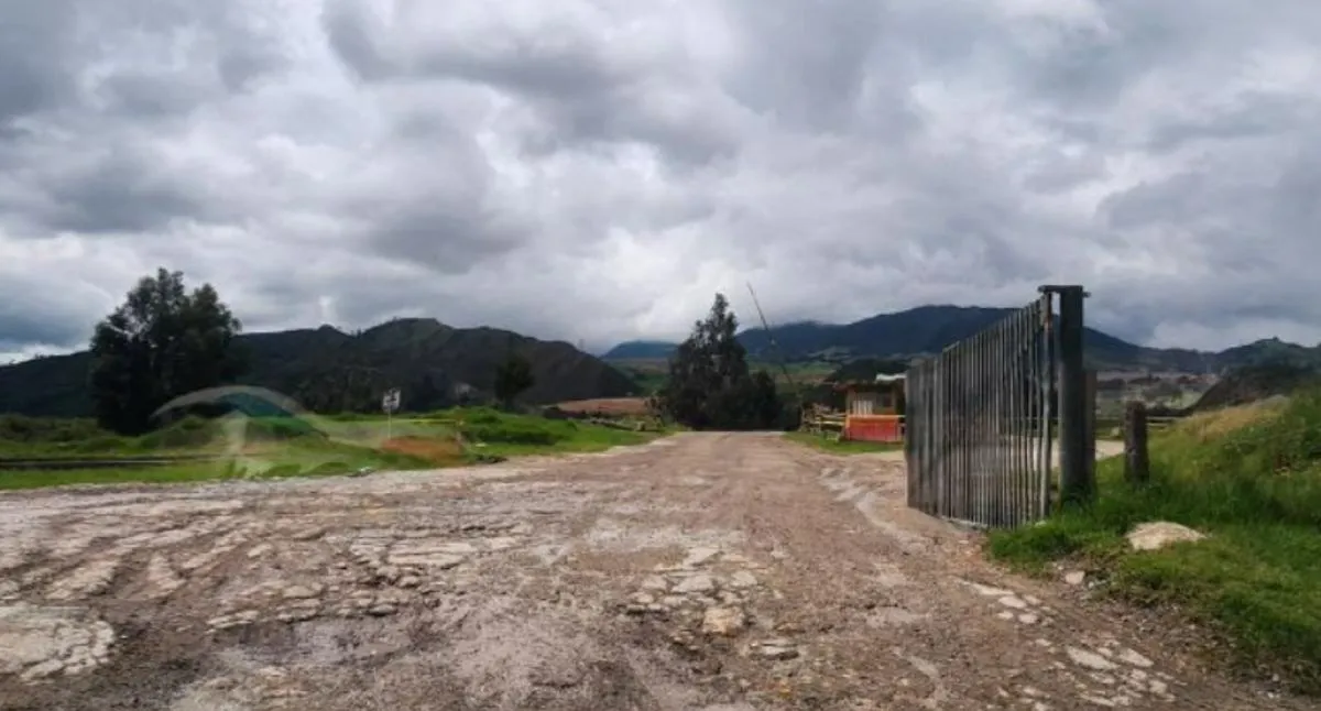 Macabro hallazgo en Bogotá: encuentran cuerpo de hombre dentro de una volqueta