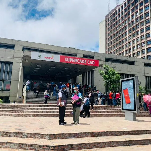 Supercade de Bogotá, en nota sobre en cuáles se puede sacar el pasaporte
