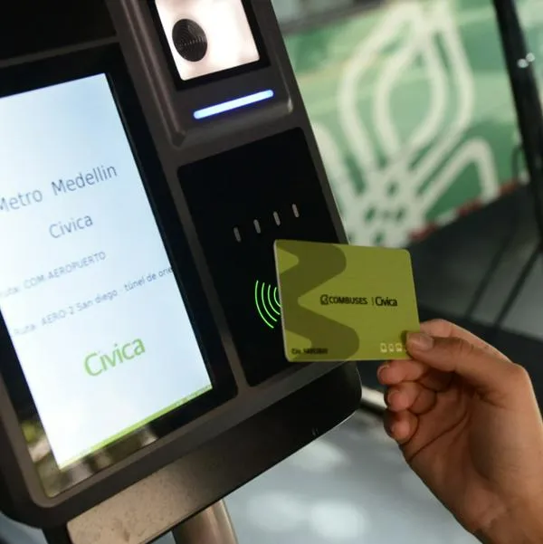 Tarjeta Cívica, del Metro de Medellín, en nota sobre nuevo diseño