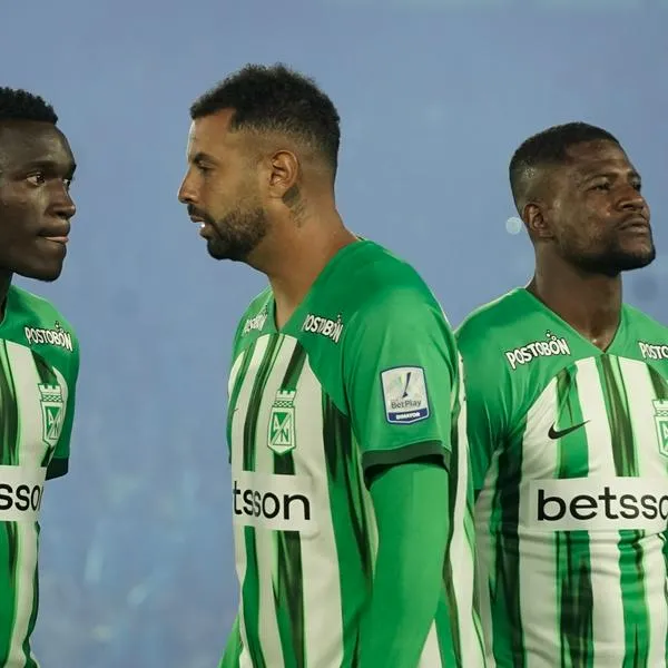 Foto de Edwin Cardona, en nota de que Atlético Nacional tiene nueva ropa de colección con Edwin Cardona y René Higuita