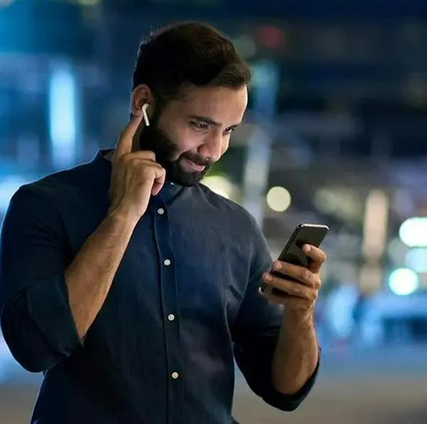 ¿Cómo hacer para que el celular reconozca los audífonos Bluetooth? 
