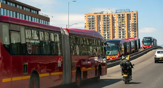 Trancones en Transmilenio por obras del metro.