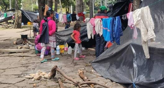 Niños embera en Bogotá fueron castigados con tortura de cepo y hay denuncia