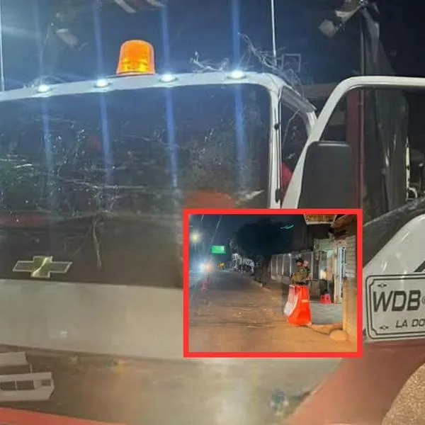 Atentado terrorista a camión que se movilizaba con militares por ataque con explosivos. El saldo es 6 soldados heridos y daños materiales.