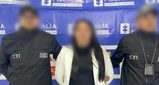 Mujer apuñaló a su esposo en Bogotá porque le descubrió infidelidad en el celular. La señalada aceptó cargos por el delito de  homicidio agravado. 