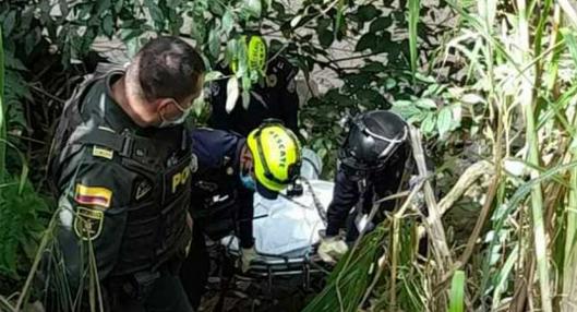 Hallan dos cuerpos en el río Cauca a su paso por Caldas: a uno les faltan las manos