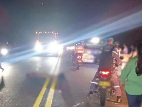 Hombre se habría lanzado a una moto en la vía Ibagué-Alvarado; murió en el acto 